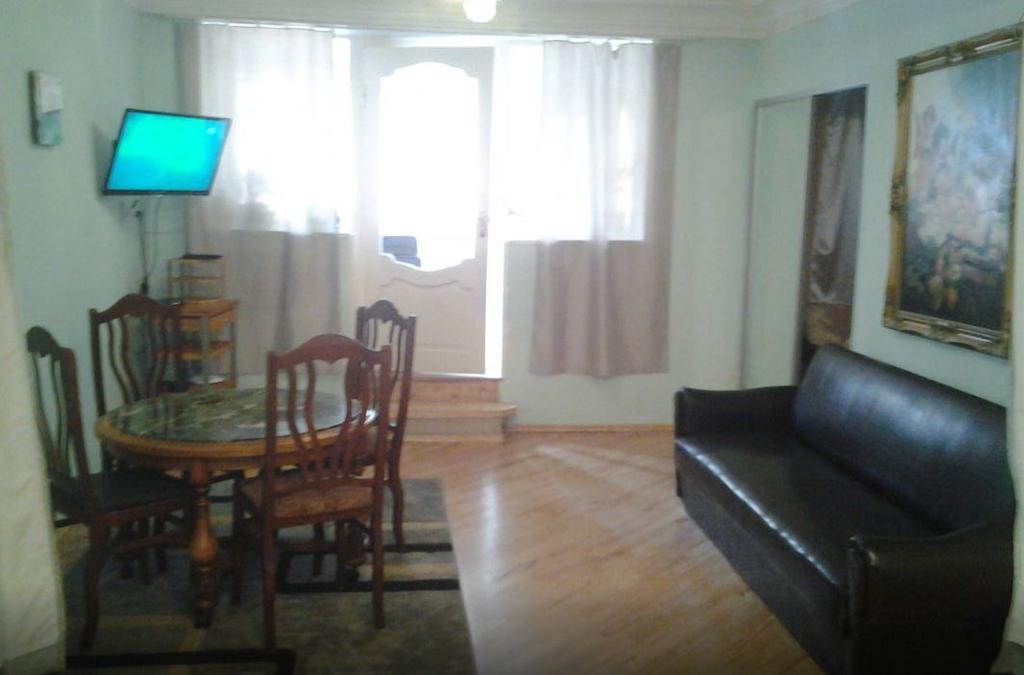 Evrika Apartments On Rustaveli Avenue Tbilisi Luaran gambar